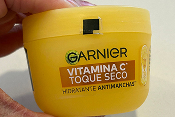 Garnier – JARS Hidratante Toque Seco Anti-Manchas