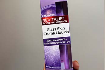 L’Oreal Paris – Revitalift Glass Skin