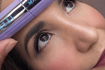 Maybelline New York – Falsies Surreal